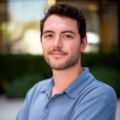 Headshot of Eric Pelnik