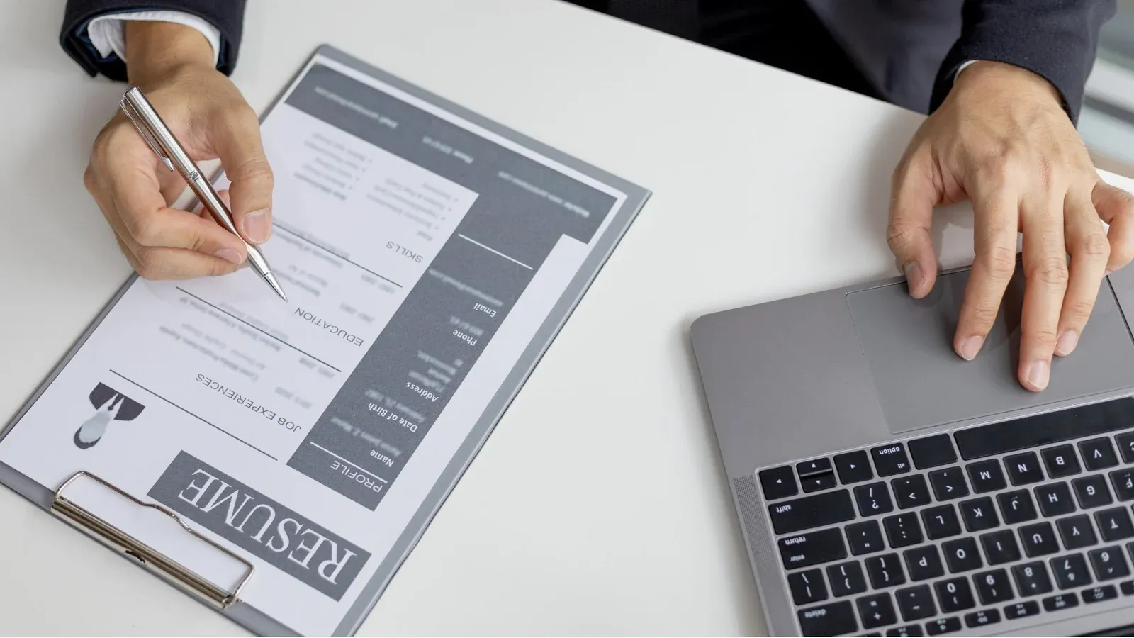 How to review resumes & find the best candidates for startups fast