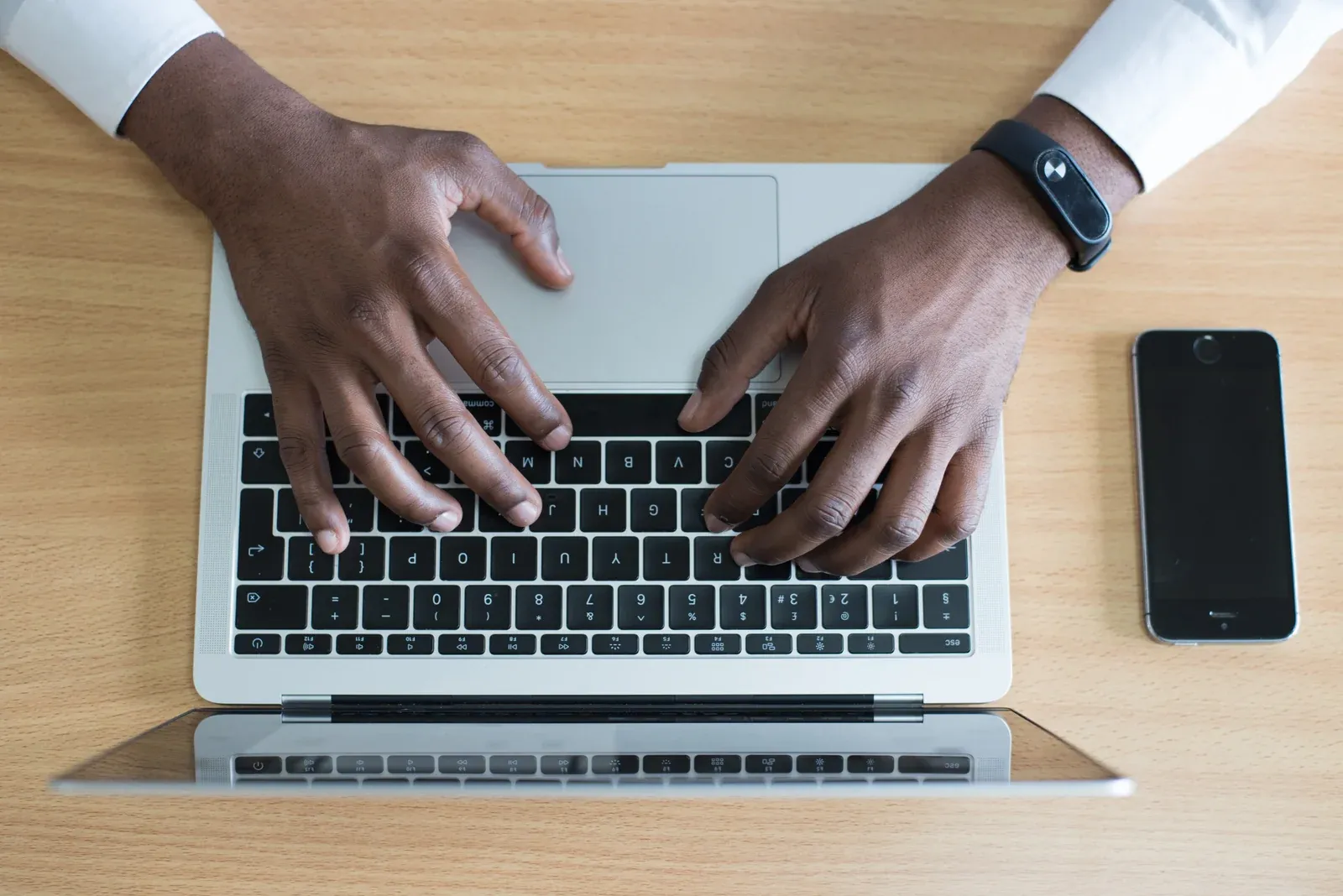 How to write great recruiting emails - and one tool that does it for you